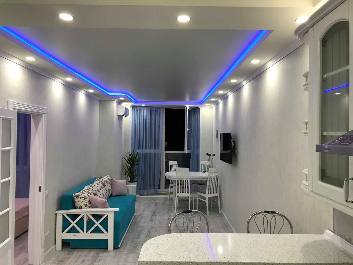 Luxe Apartment On Drahomanova Kiev Ngoại thất bức ảnh