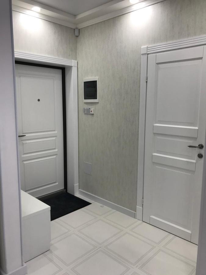 Luxe Apartment On Drahomanova Kiev Ngoại thất bức ảnh
