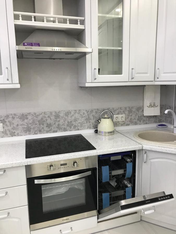 Luxe Apartment On Drahomanova Kiev Ngoại thất bức ảnh