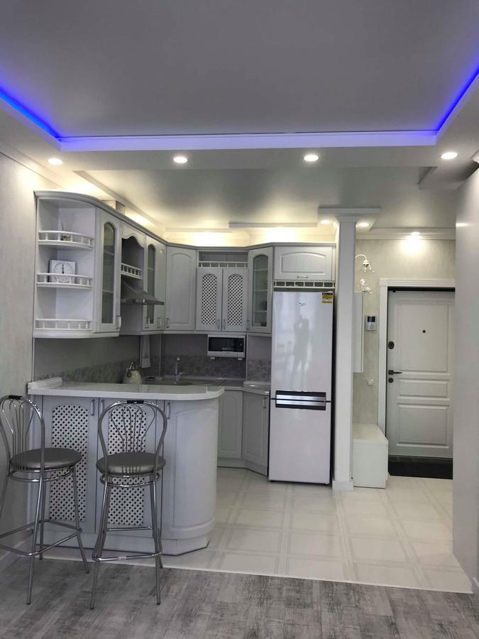 Luxe Apartment On Drahomanova Kiev Ngoại thất bức ảnh